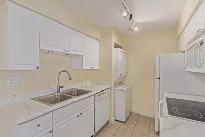5995 N 78th Street #1037, Scottsdale, AZ 85250 - Photo 9