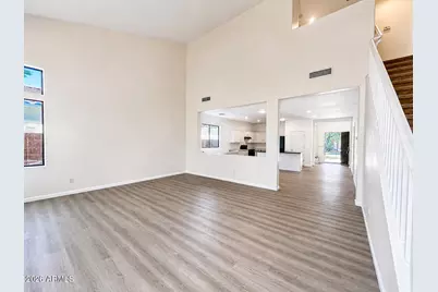 8212 W Forest Grove Avenue, Phoenix, AZ 85043 - Photo 3