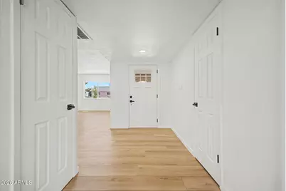 5036 W Beverly Lane, Glendale, AZ 85306 - Photo 7