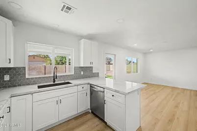 5036 W Beverly Lane, Glendale, AZ 85306 - Photo 13