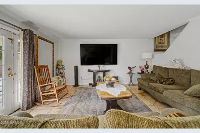 6814 N 77th Avenue, Glendale, AZ 85303 - Photo 11