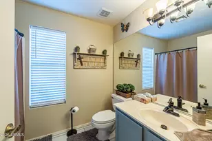 9126 W Port Royale Ln, Peoria, AZ 85381 - Photo 15
