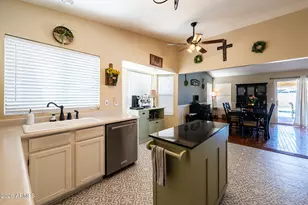 9126 W Port Royale Ln, Peoria, AZ 85381 - Photo 13