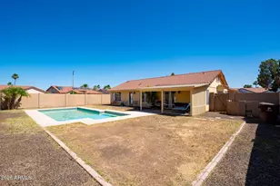 9126 W Port Royale Ln, Peoria, AZ 85381 - Photo 27