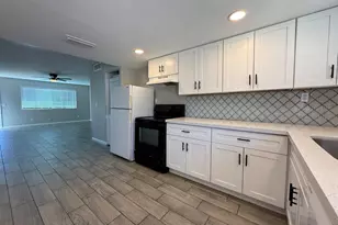 3302 W Loma Ln, Phoenix, AZ 85051 - Photo 5