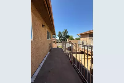 3302 W Loma Lane #Unit 3, Phoenix, AZ 85051 - Photo 15