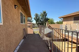3302 W Loma Ln, Phoenix, AZ 85051 - Photo 15