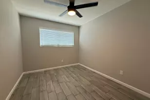 3302 W Loma Ln, Phoenix, AZ 85051 - Photo 13