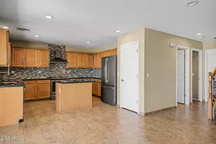 41264 W Bravo Dr, Maricopa, AZ 85138 - Photo 11
