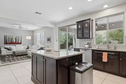 3826 E Cat Balue Drive, Phoenix, AZ 85050 - Photo 1