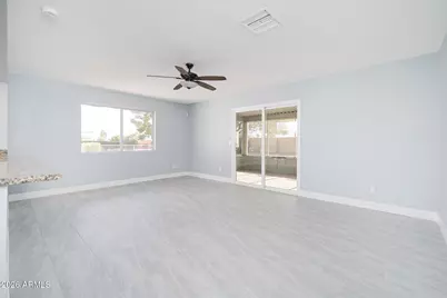 14820 N Lakeforest Drive, Sun City, AZ 85351 - Photo 15