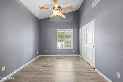 5542 W Saguaro Park Lane, Glendale, AZ 85310 - Photo 5