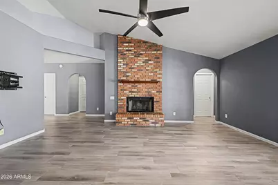 5542 W Saguaro Park Lane, Glendale, AZ 85310 - Photo 11