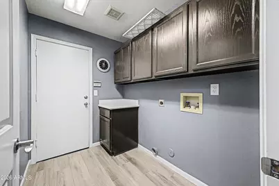 5542 W Saguaro Park Lane, Glendale, AZ 85310 - Photo 23