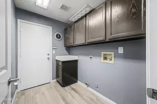 5542 W Saguaro Park Ln, Glendale, AZ 85310 - Photo 23