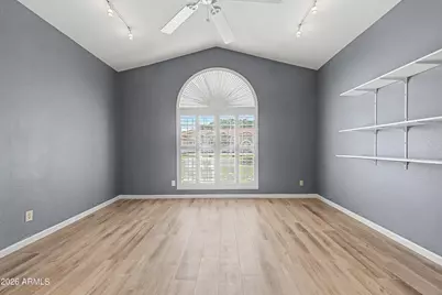 5542 W Saguaro Park Lane, Glendale, AZ 85310 - Photo 7