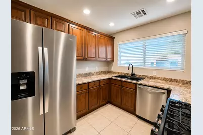 16118 W Lincoln Street, Goodyear, AZ 85338 - Photo 9