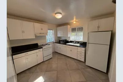 41 E Woodward Drive #Front Unit, Phoenix, AZ 85004 - Photo 9