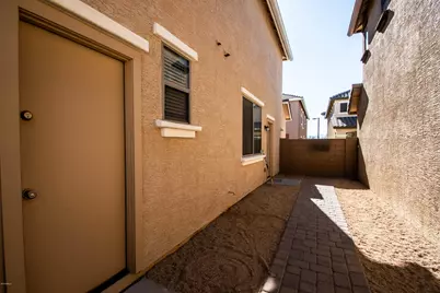 17590 N 114th Lane, Surprise, AZ 85378 - Photo 23