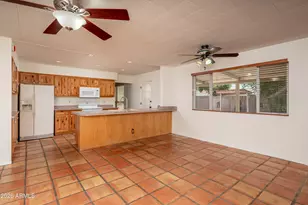 3001 E Cholla St, Phoenix, AZ 85028 - Photo 3