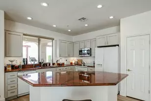 2423 W Shadow Glen Ct, Anthem, AZ 85086 - Photo 5