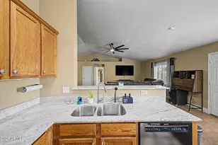 854 N Hillridge, Mesa, AZ 85207 - Photo 15