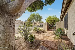 8246 W Rose Garden Ln, Peoria, AZ 85382 - Photo 27