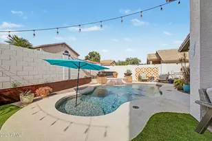 8246 W Rose Garden Ln, Peoria, AZ 85382 - Photo 23