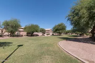 300 N Bullmoose Dr, Chandler, AZ 85224 - Photo 23