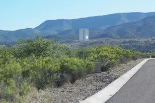 2081 Crossroads Blvd, Clarkdale, AZ 86324 - Photo 1