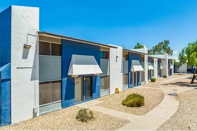 2627 N 45th Avenue #1P, Phoenix, AZ 85035 - Photo 11