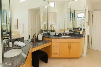 9943 E Island Circle, Scottsdale, AZ 85258 - Photo 13