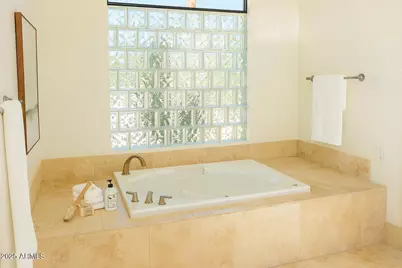 9943 E Island Circle, Scottsdale, AZ 85258 - Photo 15