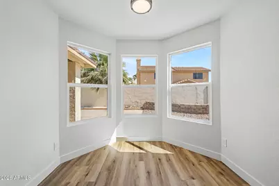 4221 E Amberwood Drive, Phoenix, AZ 85048 - Photo 13