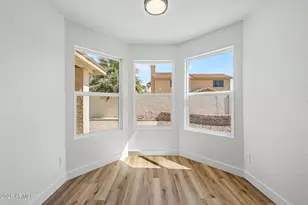 4221 E Amberwood Dr, Phoenix, AZ 85048 - Photo 13
