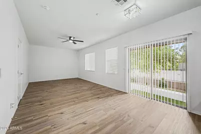 15847 N 74th Drive, Peoria, AZ 85382 - Photo 9