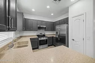 15847 N 74th Dr, Peoria, AZ 85382 - Photo 3