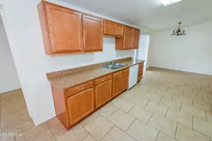 75 E Martin Dr, Sierra Vista, AZ 85635 - Photo 11
