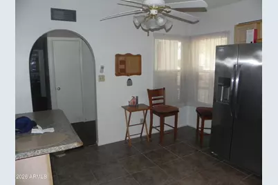 307 W Taro Lane, Phoenix, AZ 85027 - Photo 5