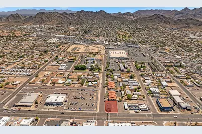 9521 N 7th Street, Phoenix, AZ 85020 - Photo 1