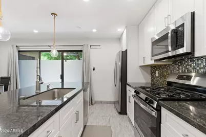 4950 N Miller Road #Apt 100, Scottsdale, AZ 85251 - Photo 11
