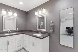4950 N Miller Rd, Scottsdale, AZ 85251 - Photo 15