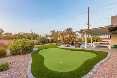 8762 E Monterey Way, Scottsdale, AZ 85251 - Photo 5