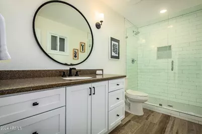 8762 E Monterey Way, Scottsdale, AZ 85251 - Photo 21