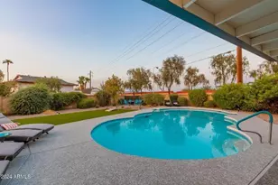 8762 E Monterey Way, Scottsdale, AZ 85251 - Photo 7