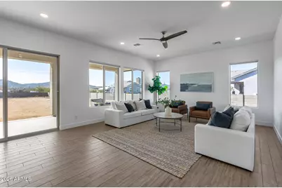 825 E Perdido Way, Phoenix, AZ 85086 - Photo 13