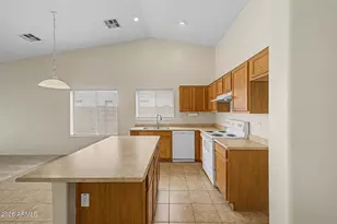 10642 W Windsor Ave W, Avondale, AZ 85392 - Photo 13