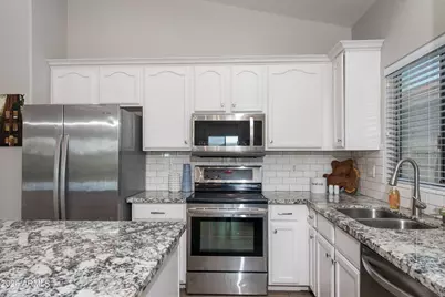 871 E Harold Drive, San Tan Valley, AZ 85140 - Photo 9
