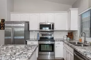 871 E Harold Dr, San Tan Valley, AZ 85140 - Photo 9