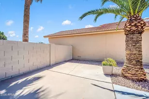26410 S New Town Dr, Sun Lakes, AZ 85248 - Photo 35